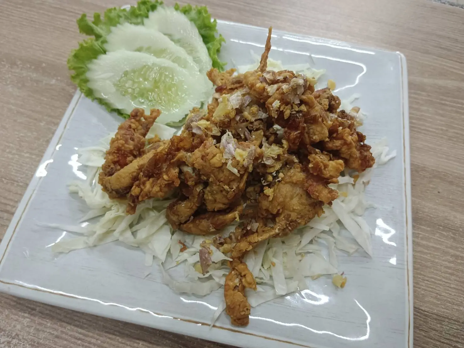 ปูนิ่มทอดกระเทียม