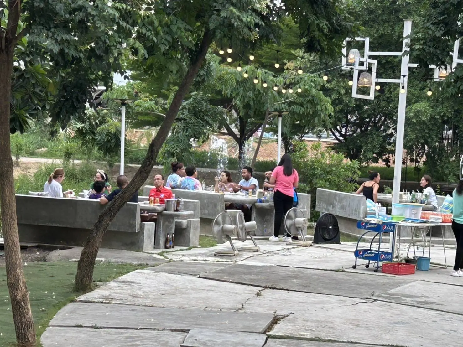 บรรยากาศริมน้ำ เหมาะจัดกิจกรรม Team Building